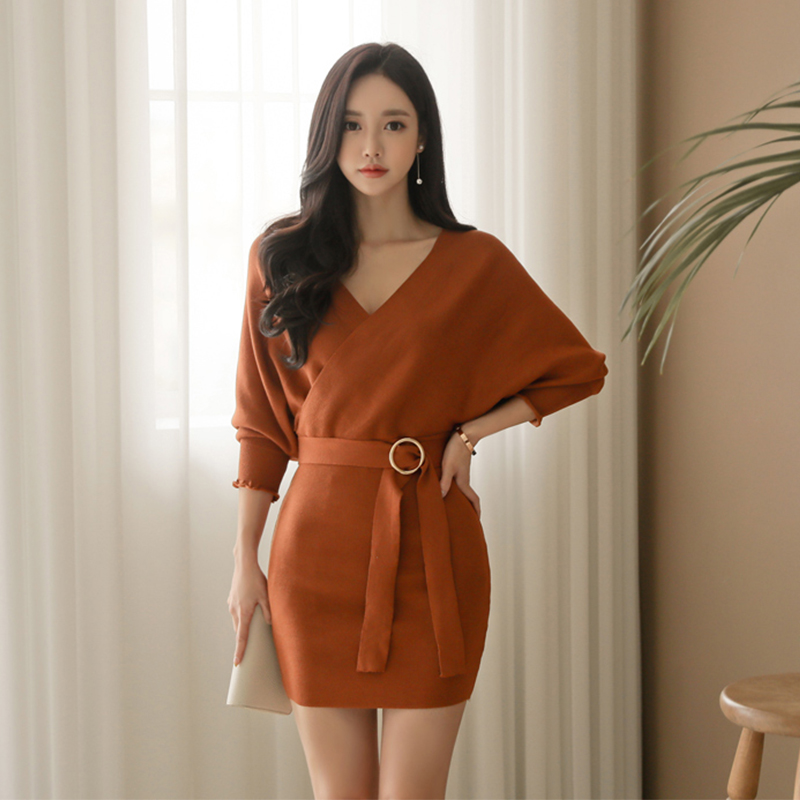 Korean style knitted T-back frenum lady sweater