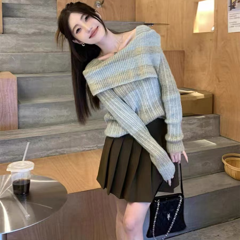 Niche France style autumn stripe sweater for women