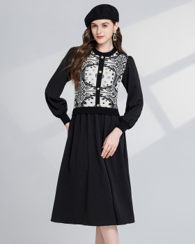 Chinese style lady pattern round neck classical dress