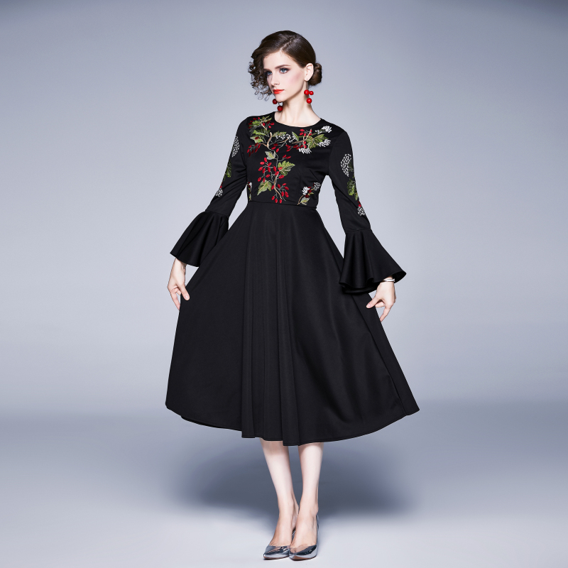 Pinched waist crimp embroidered flowers dress for women