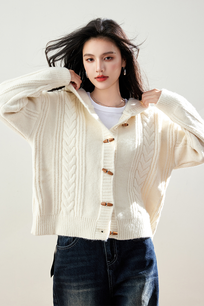 Horn buckle hooded cardigan knitted coat for women