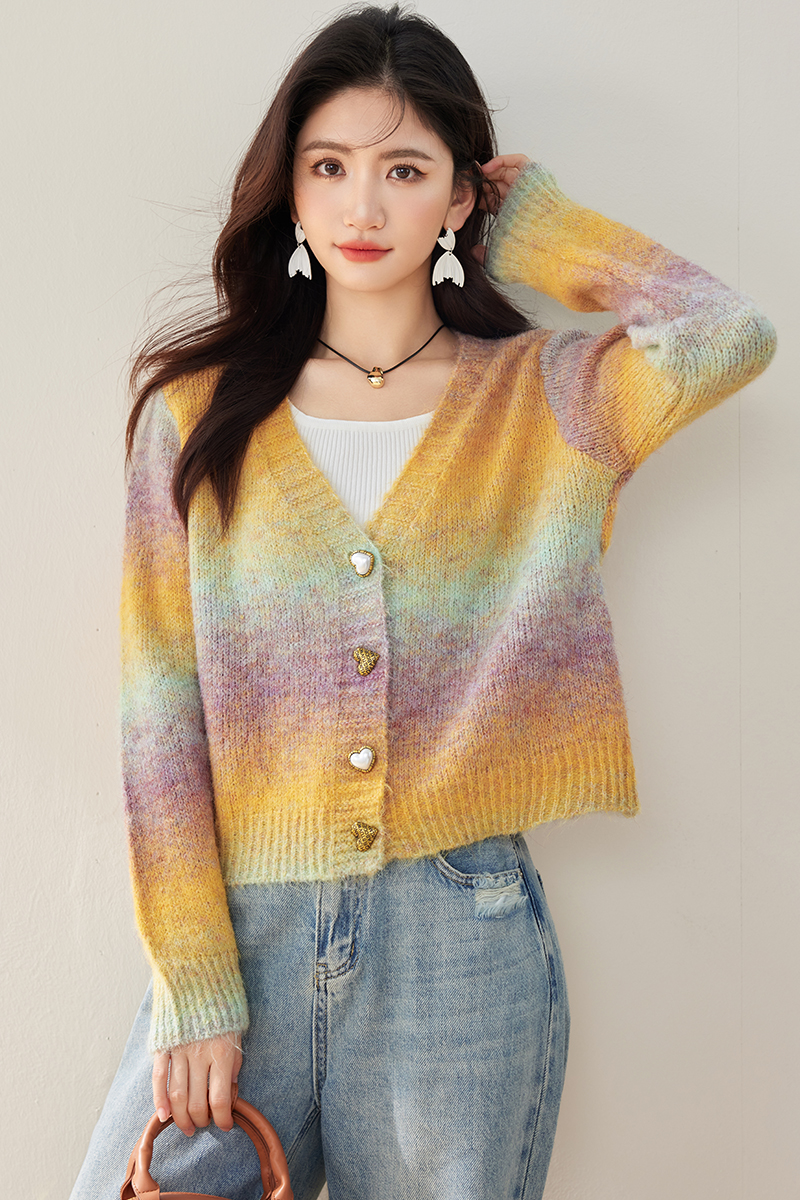 Knitted autumn sweater gradient coat