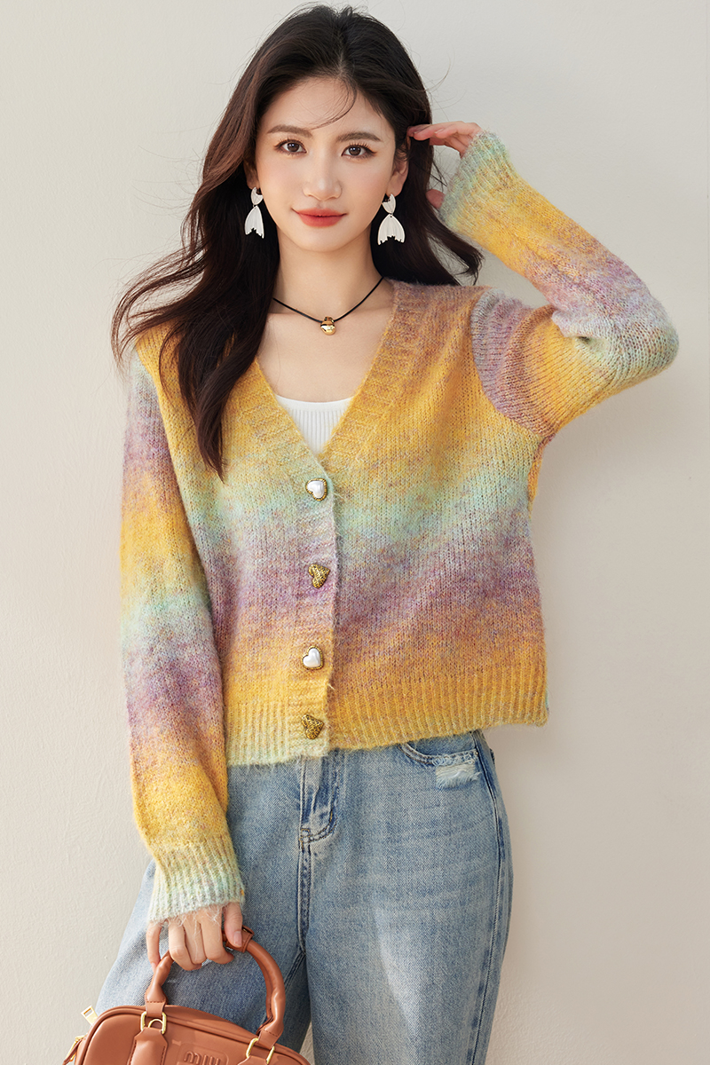 Knitted autumn sweater gradient coat