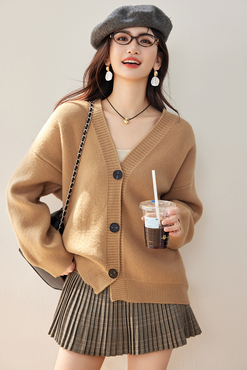 Khaki knitted retro tops camel lazy coat for women