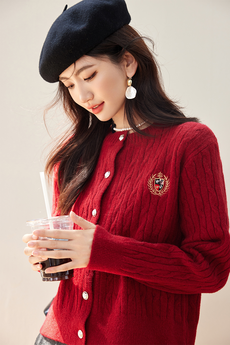 Knitted sweater loose cardigan for women