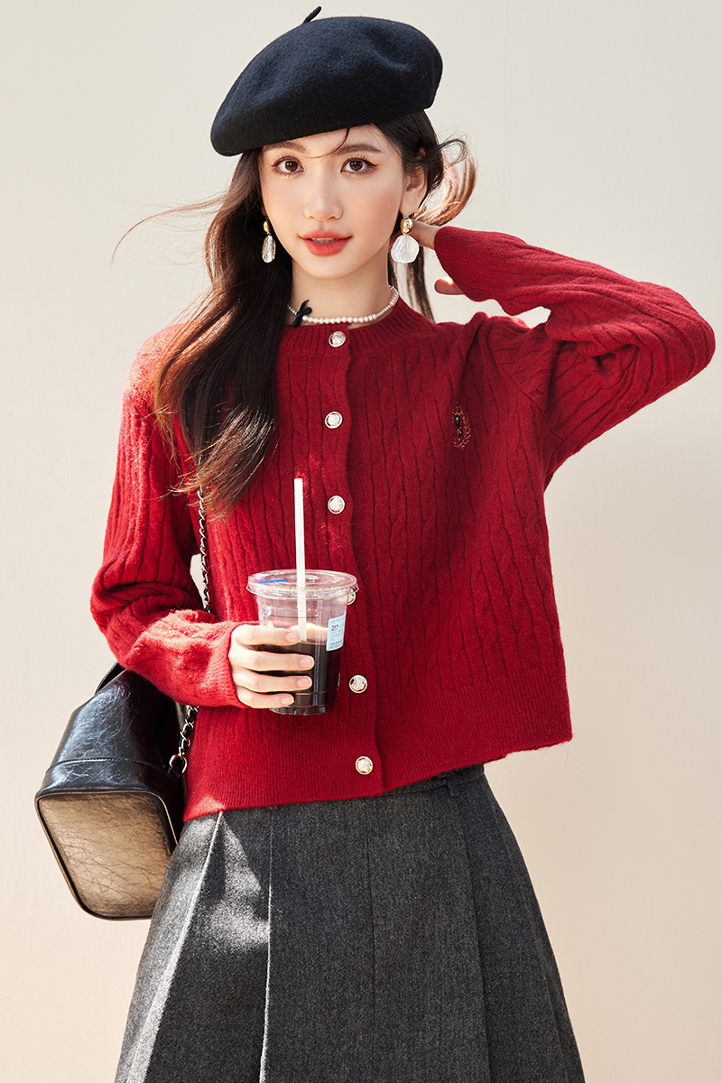 Knitted sweater loose cardigan for women