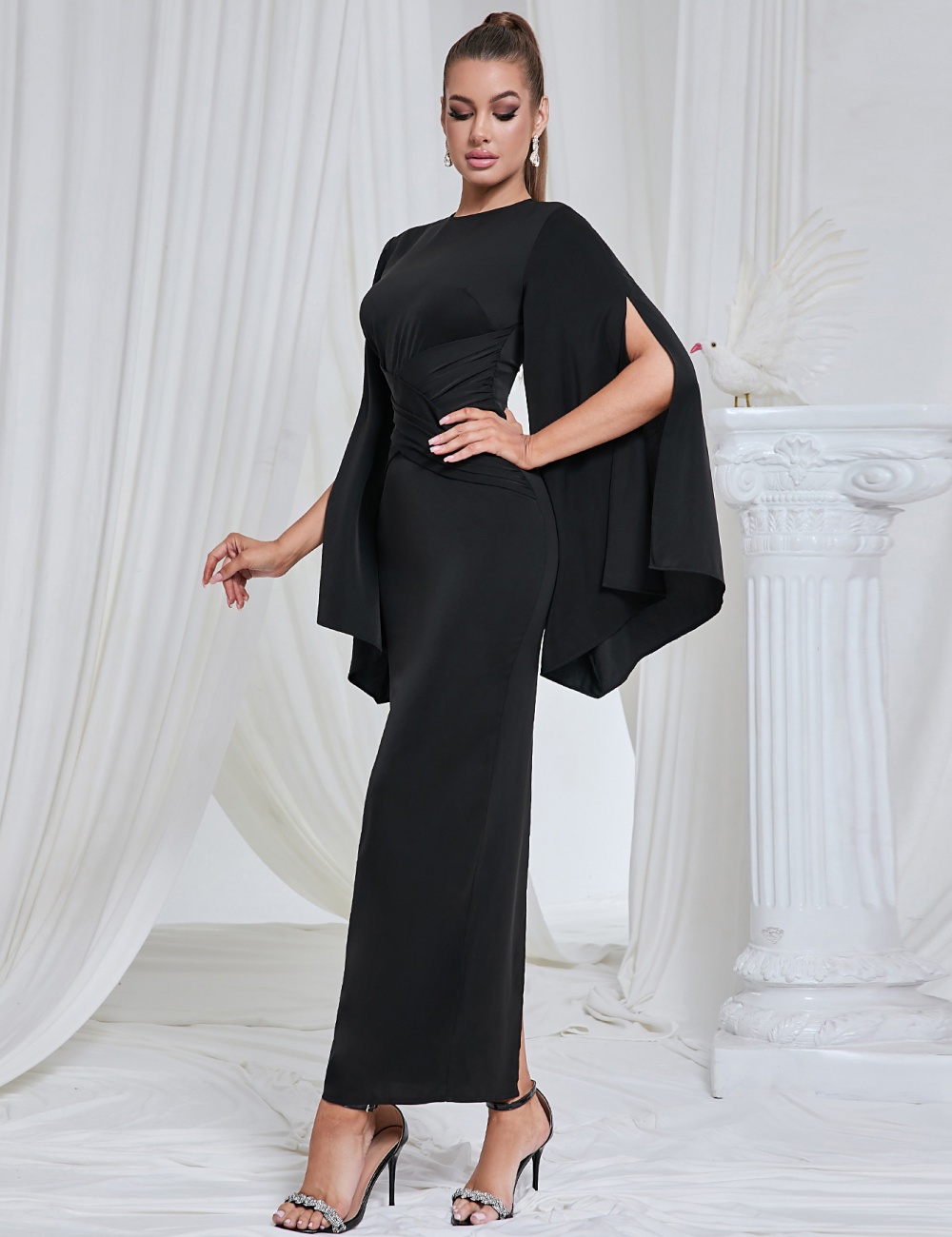 Pure simple evening dress round neck long sleeve dress