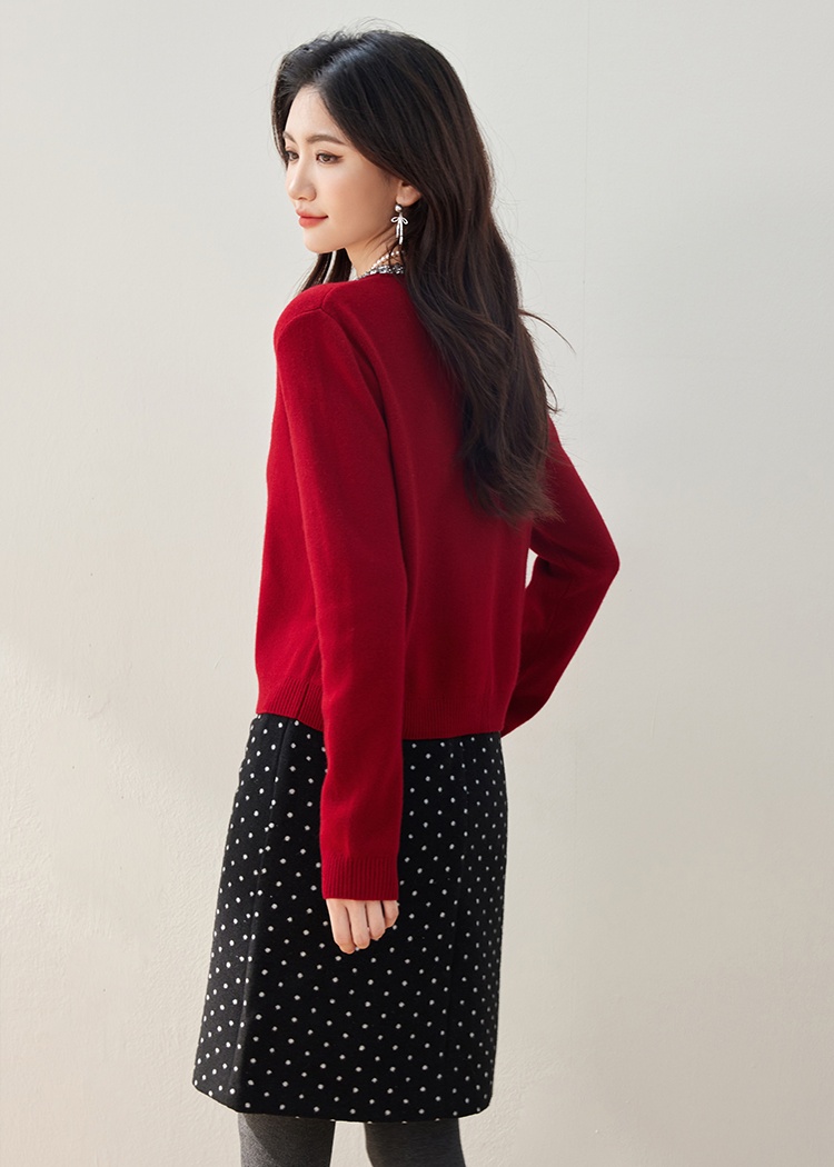 Red sequins coat embroidered flowers round neck sweater