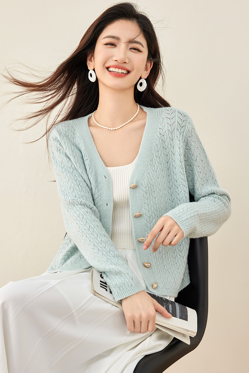 Blue knitted tender tops short V-neck cardigan for women