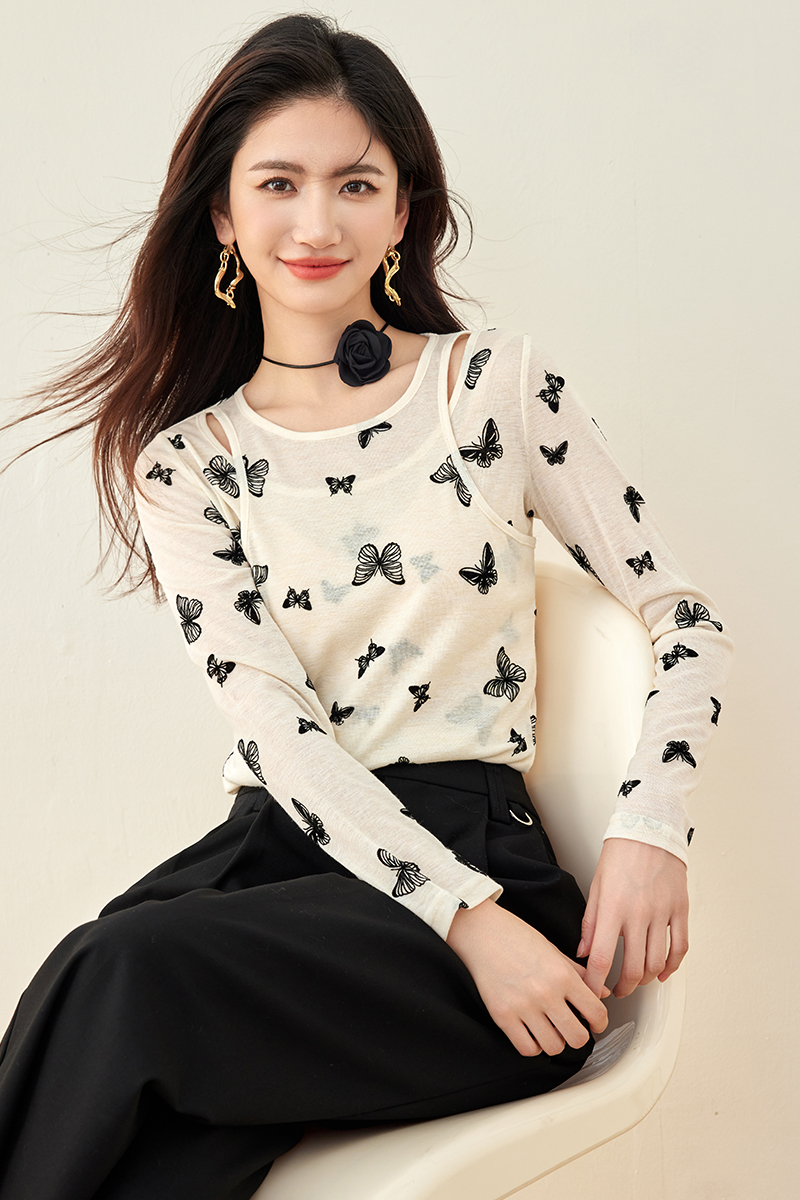 Long sleeve Pseudo-two bottoming shirt butterfly T-shirt