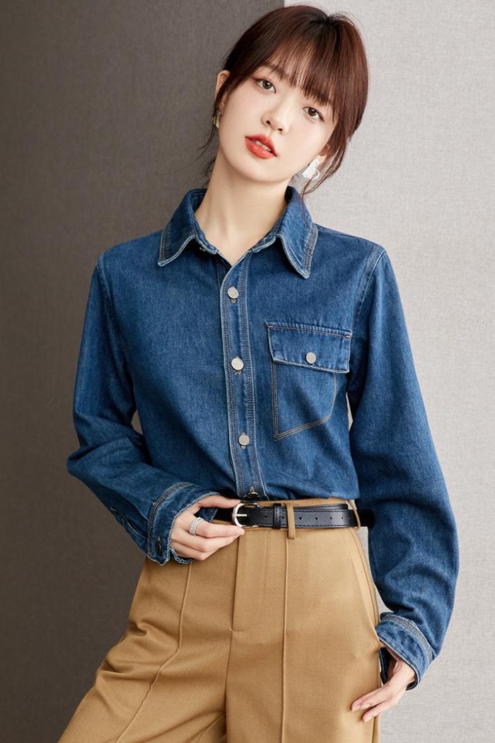 Pocket autumn denim shirt