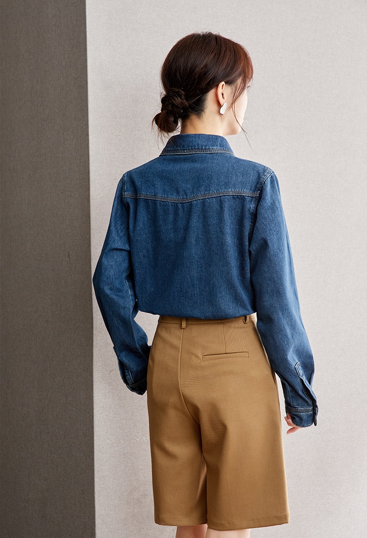 Pocket autumn denim shirt