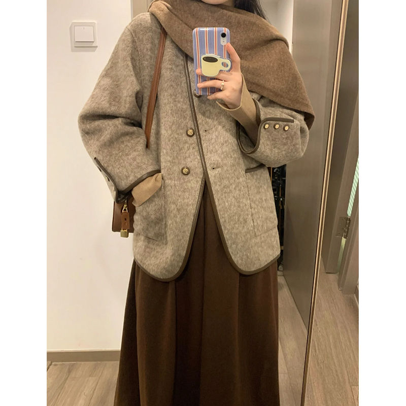 Casual France style woolen coat retro round neck tops