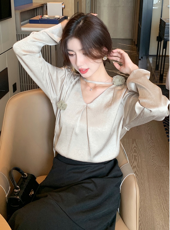 Autumn V-neck shirt long sleeve bottoming shirt for women