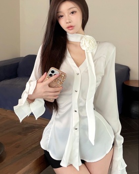 Slim temperament trumpet sleeves streamer shirt