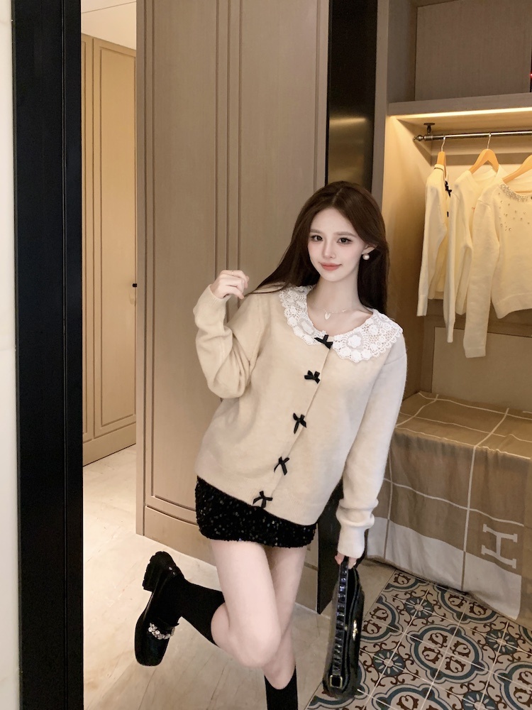 Sweet doll collar autumn and winter sweater for women