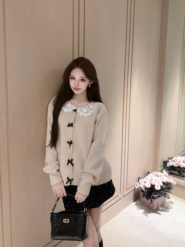 Sweet doll collar autumn and winter sweater for women