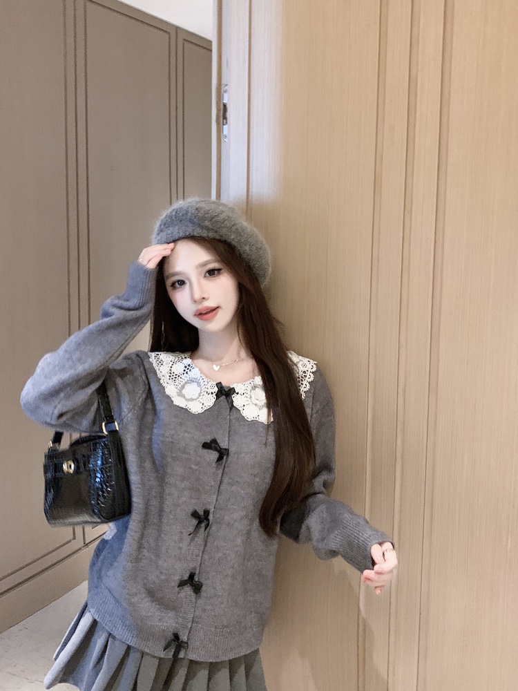 Sweet doll collar autumn and winter sweater for women