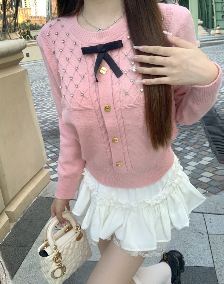 Autumn chanelstyle tops bottoming sweater