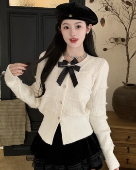 Autumn and winter sweater knitted tops for women