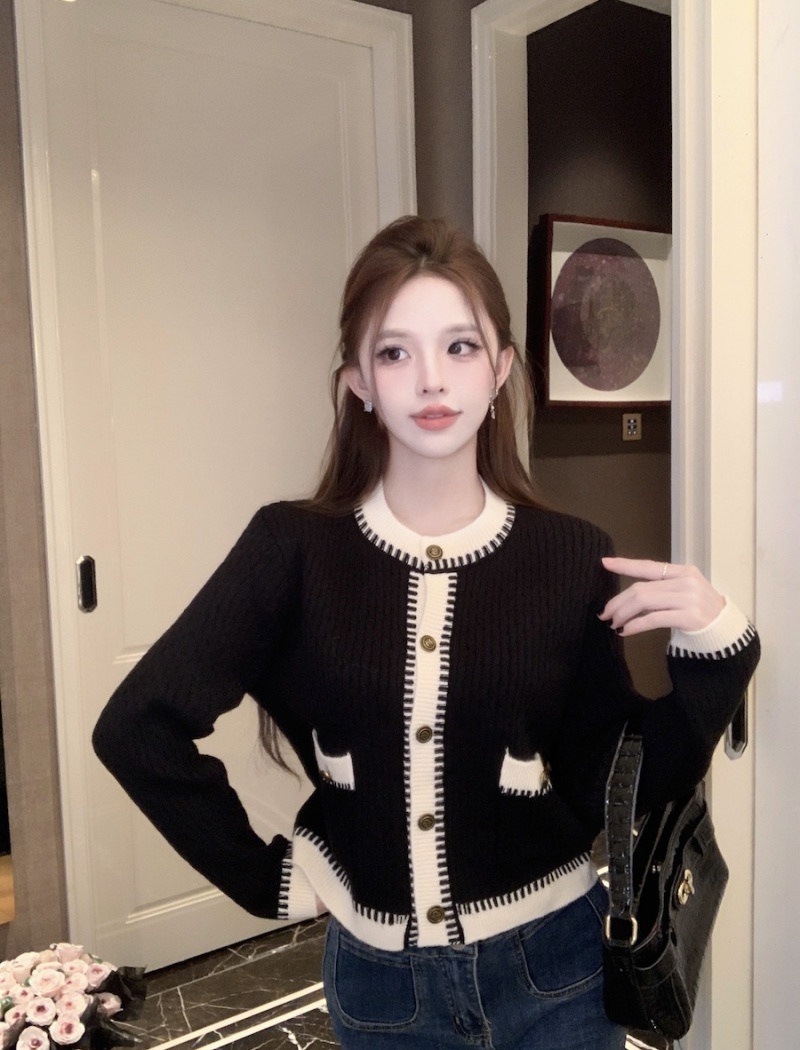 Short knitted coat temperament chanelstyle sweater for women