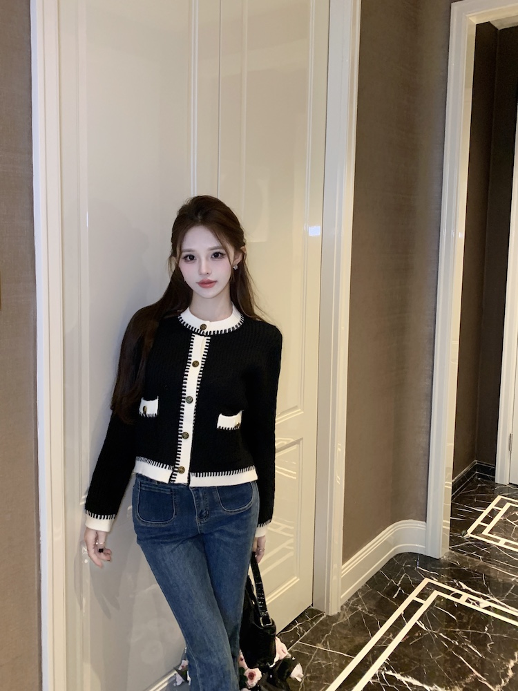 Short knitted coat temperament chanelstyle sweater for women