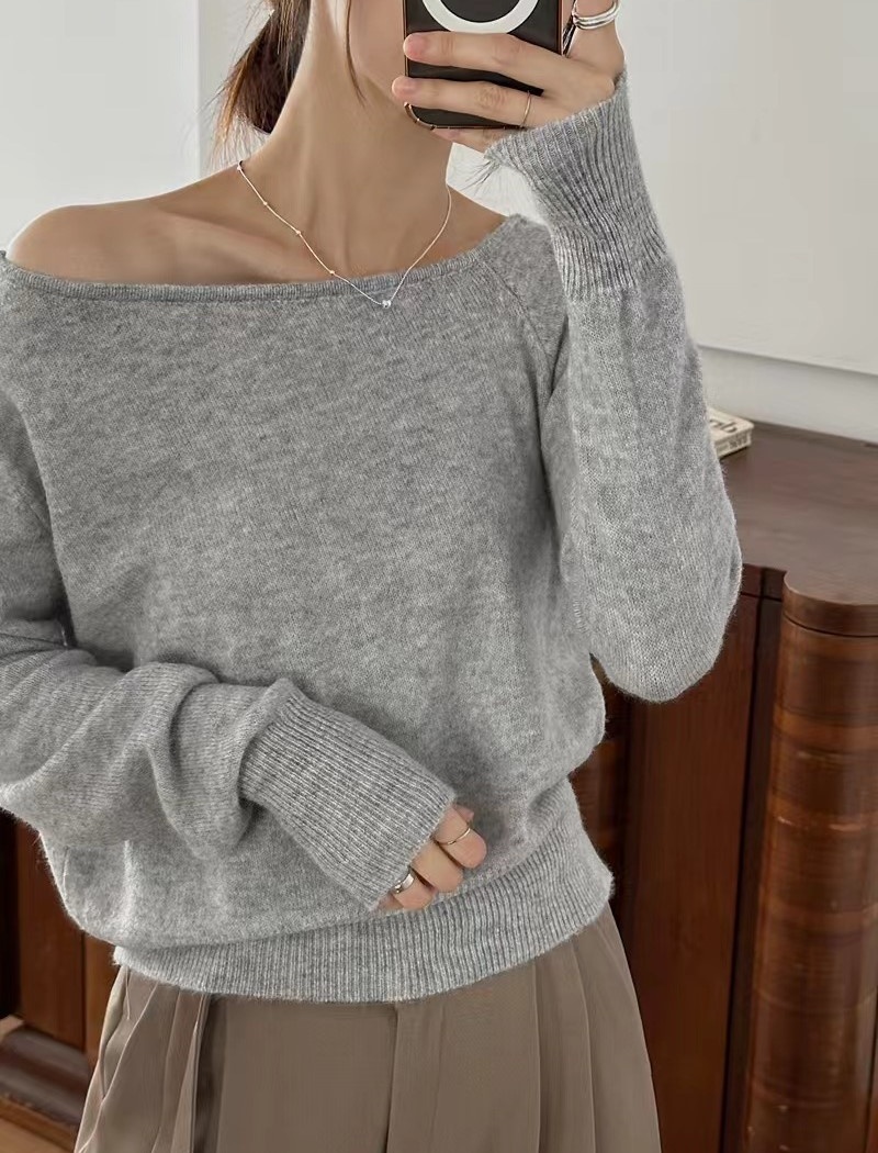 Loose Korean style pullover temperament pure sweater