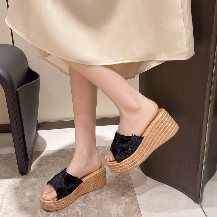 Slipsole summer thick crust slippers for women