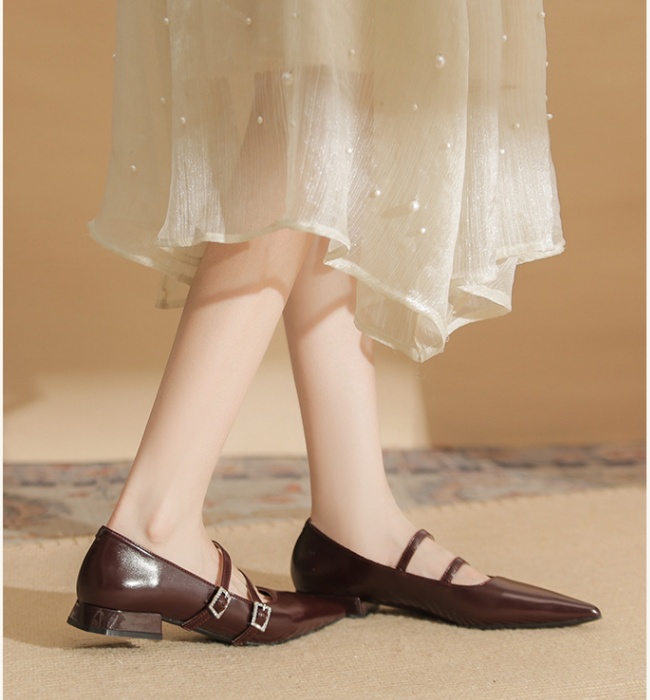 Sheepskin pointed flattie thick temperament shoes