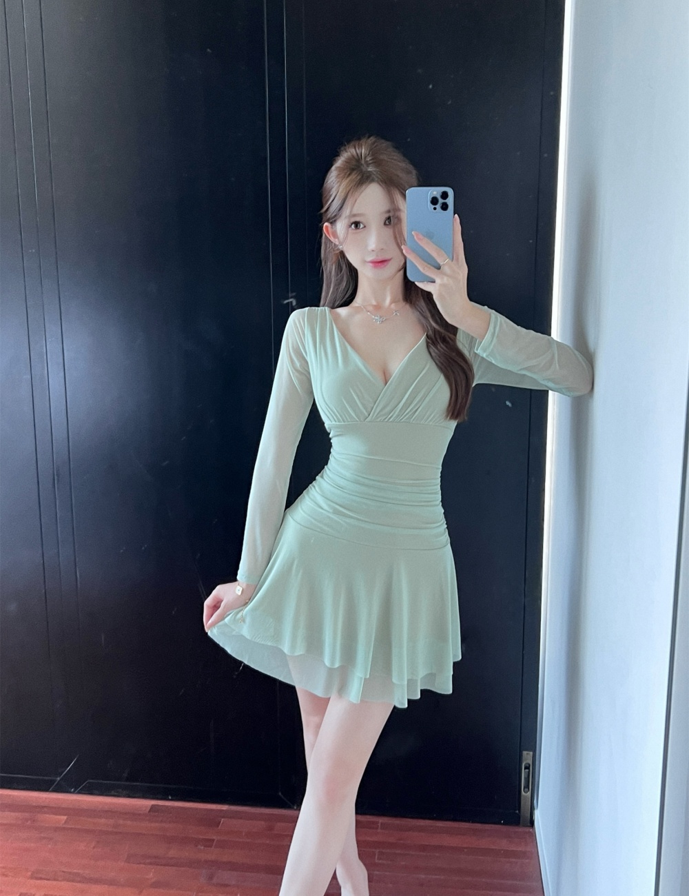 Sexy bottoming gauze long sleeve big skirt dress