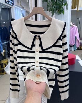 Show young temperament autumn and winter tender tops for women