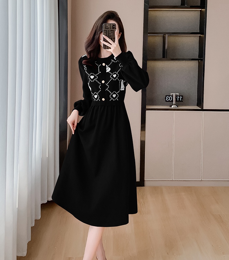 Autumn and winter temperament knitted slim dress