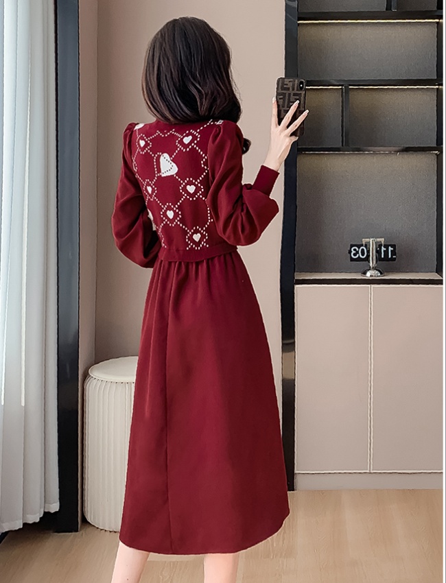 Autumn and winter temperament knitted slim dress