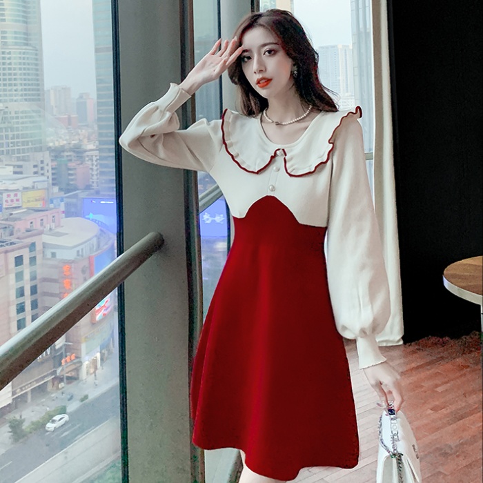 Autumn and winter small fellow doll collar knitted dress