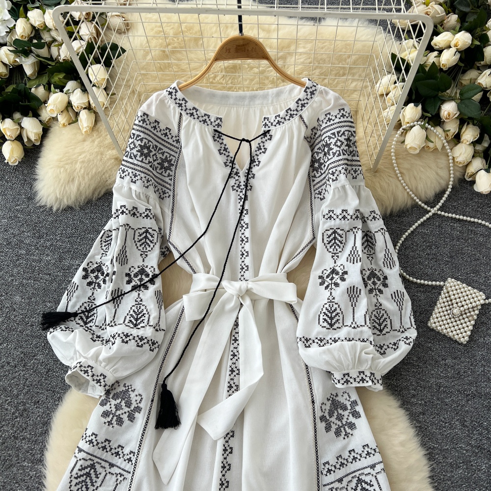 National style lantern sleeve travel loose dress for women