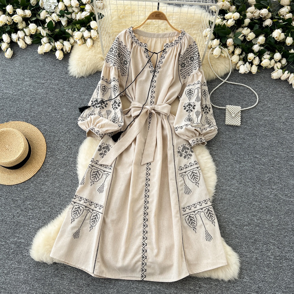 National style lantern sleeve travel loose dress for women