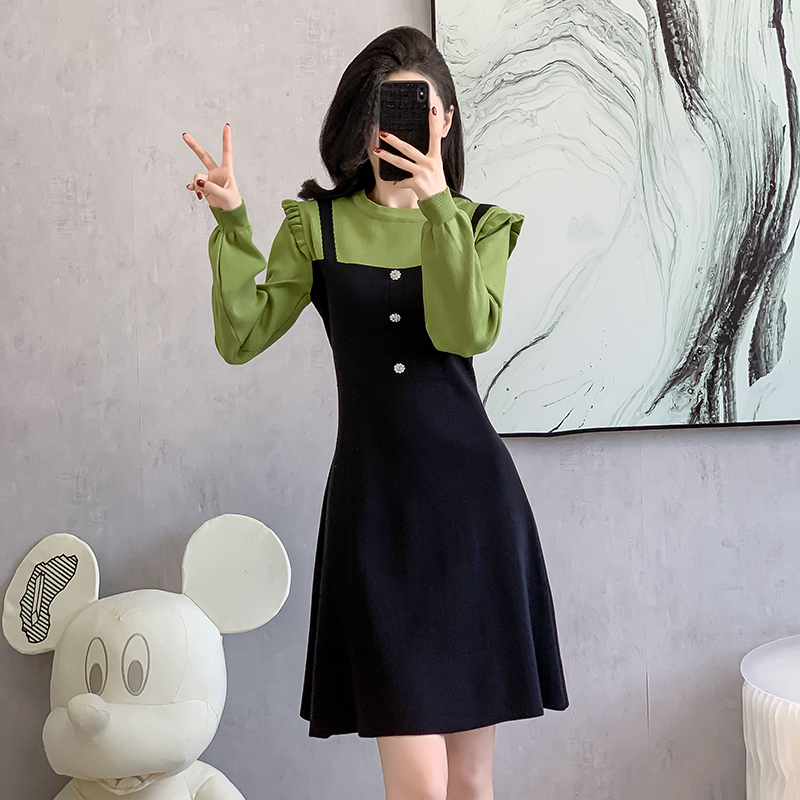 Long sleeve ladies knitted autumn and winter temperament dress