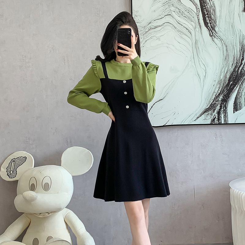 Long sleeve ladies knitted autumn and winter temperament dress