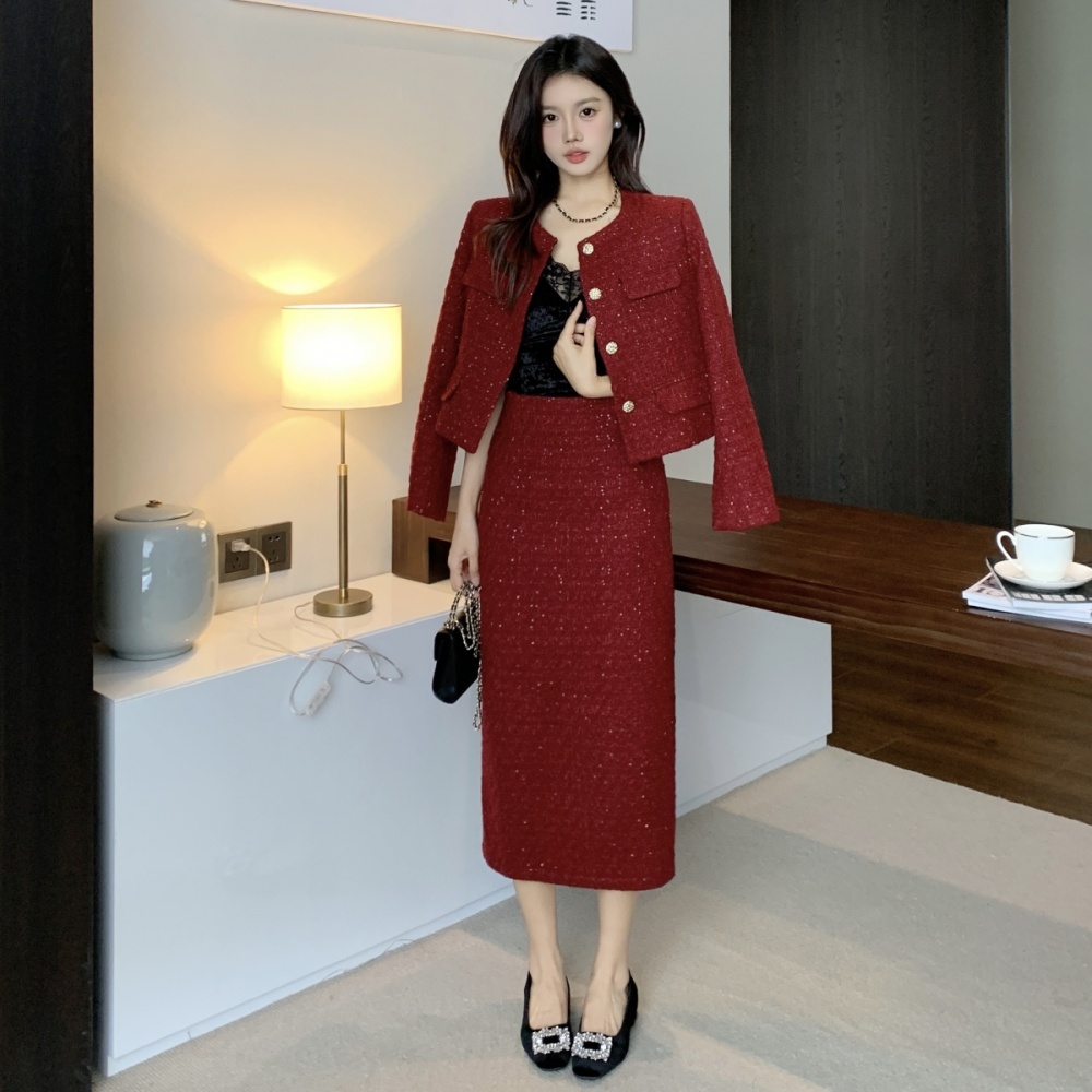 Red chanelstyle autumn and winter long skirt 2pcs set