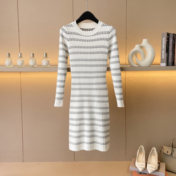 Slim knitted dress inside the ride sweater for women