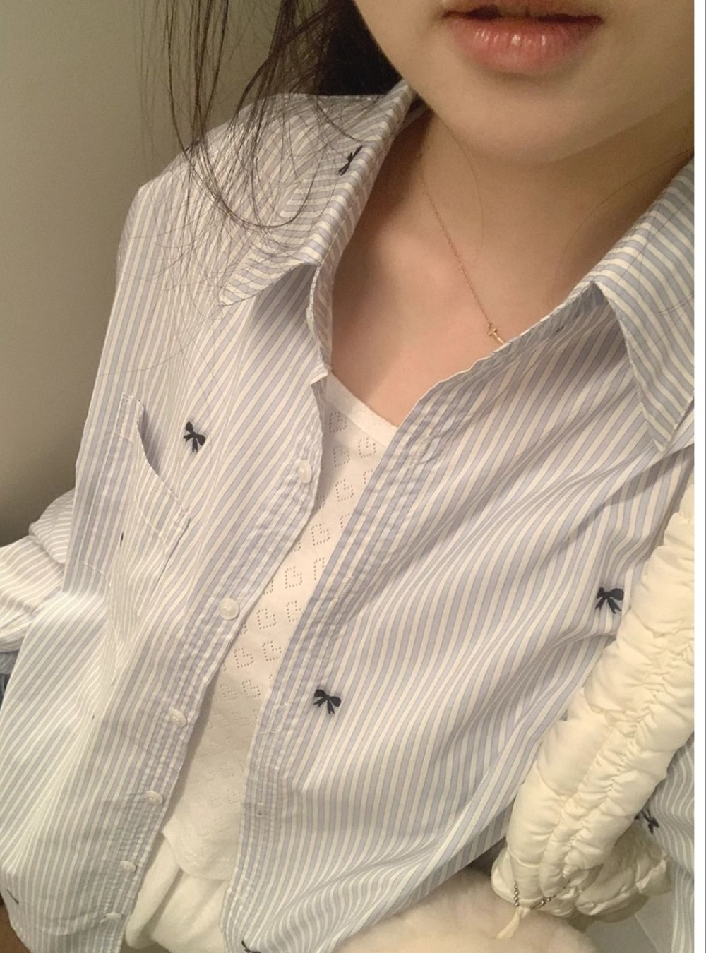 Casual spring and autumn loose shirt for women