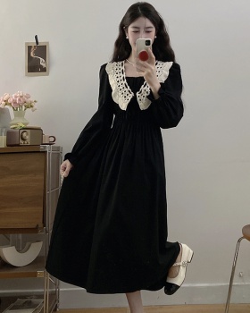 Large yard lace collar splice black slim dress