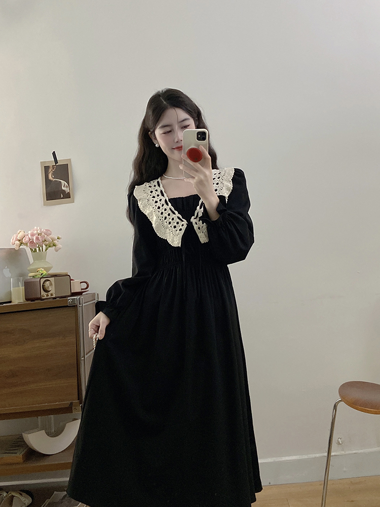 Large yard lace collar splice black slim dress