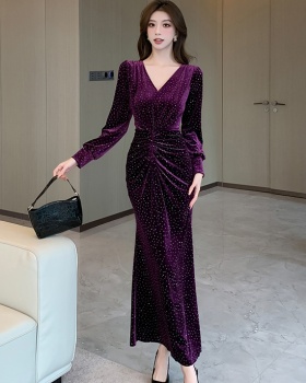 V-neck temperament long dress golden velvet dress