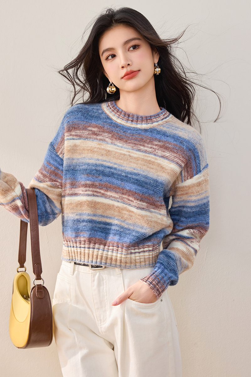 Round neck retro sweater gradient coat for women