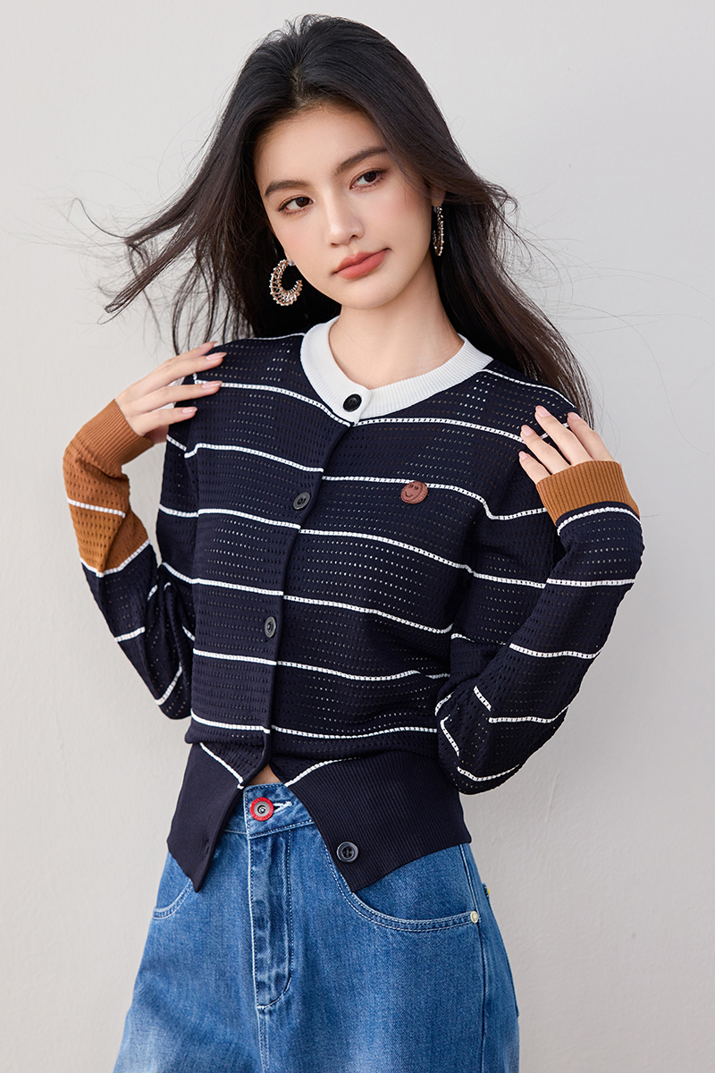 Long sleeve hollow autumn tops commuting pinched waist sweater