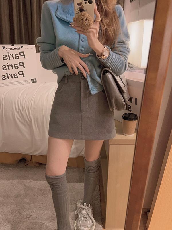 Thick wool lapel sweater