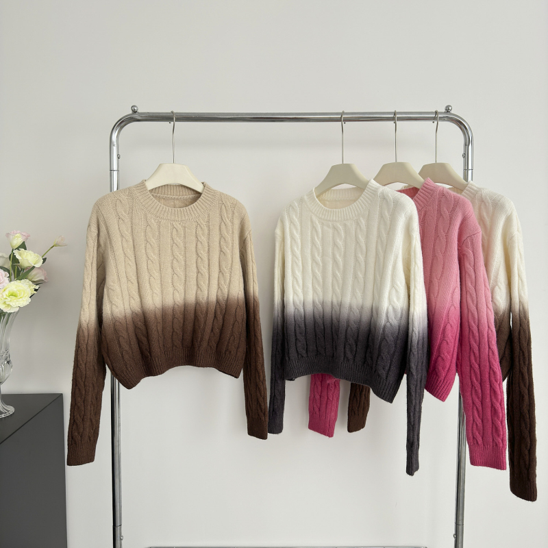 Round neck lazy tops knitted sweater for women