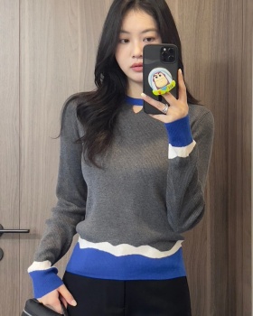 All-match mixed colors niche tops stripe round neck sweater