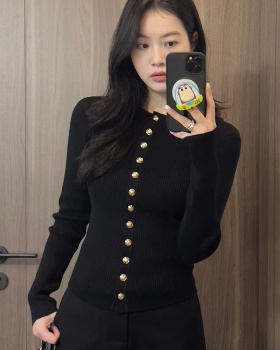 Autumn and winter black long sleeve metal buckles sweater